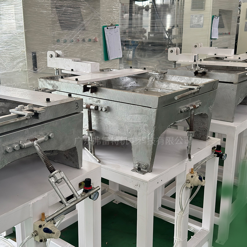 汽車座椅軟泡發(fā)泡模具