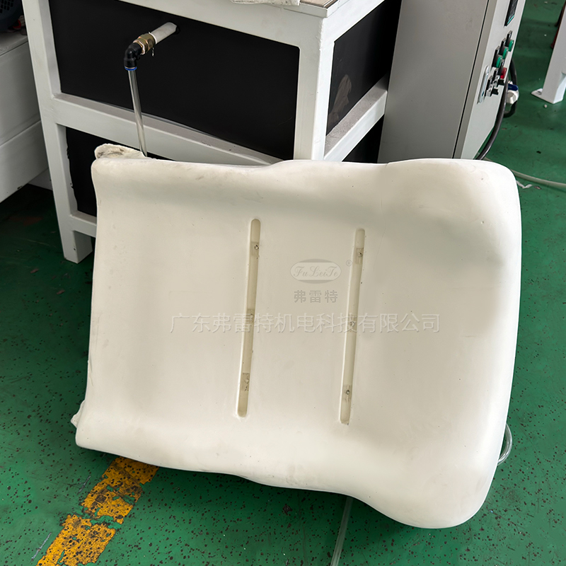 汽車座椅軟泡發(fā)泡模具